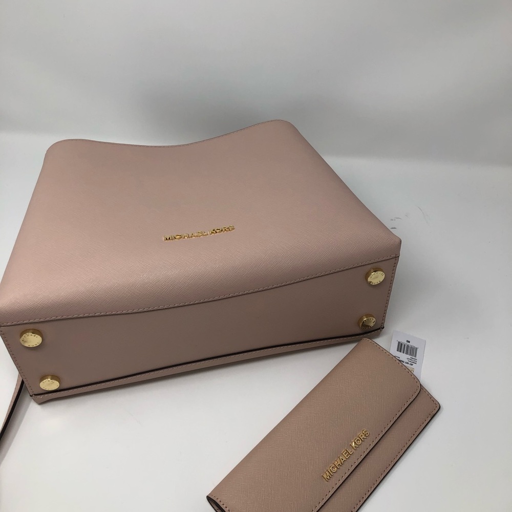 NWT Michael Kors large ew Sofia satchel&wallet - Picture 5 of 8